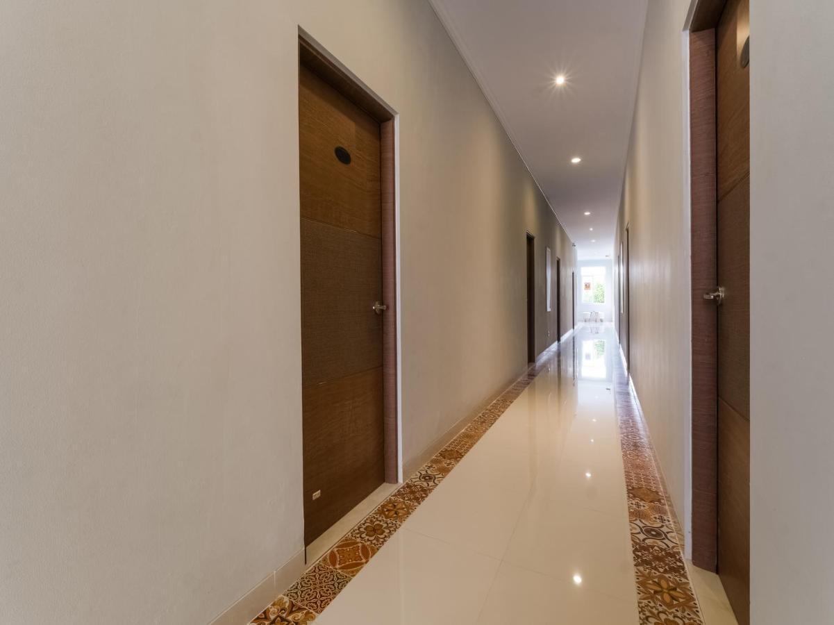 OYO 90023 Damar Kusumo Guest House Maguwo Exterior foto