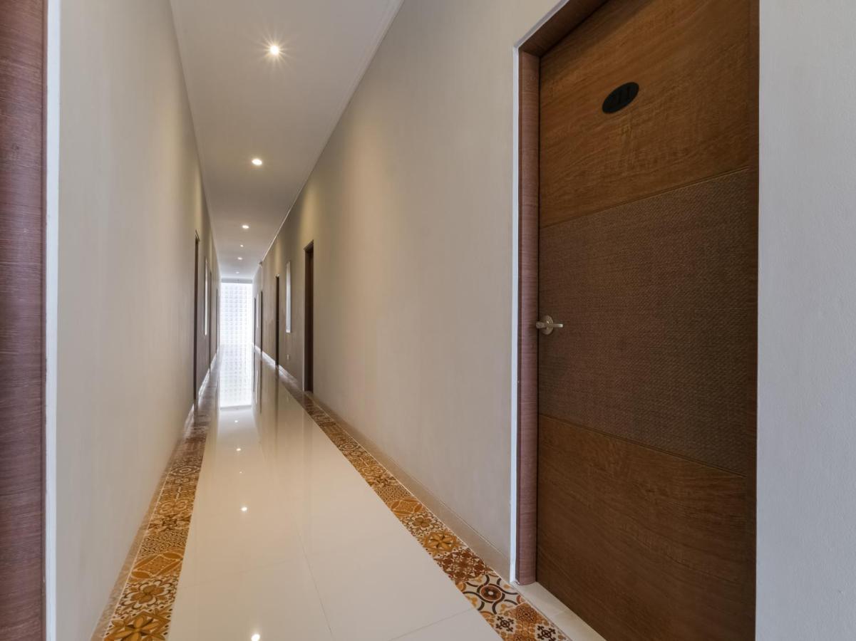OYO 90023 Damar Kusumo Guest House Maguwo Exterior foto