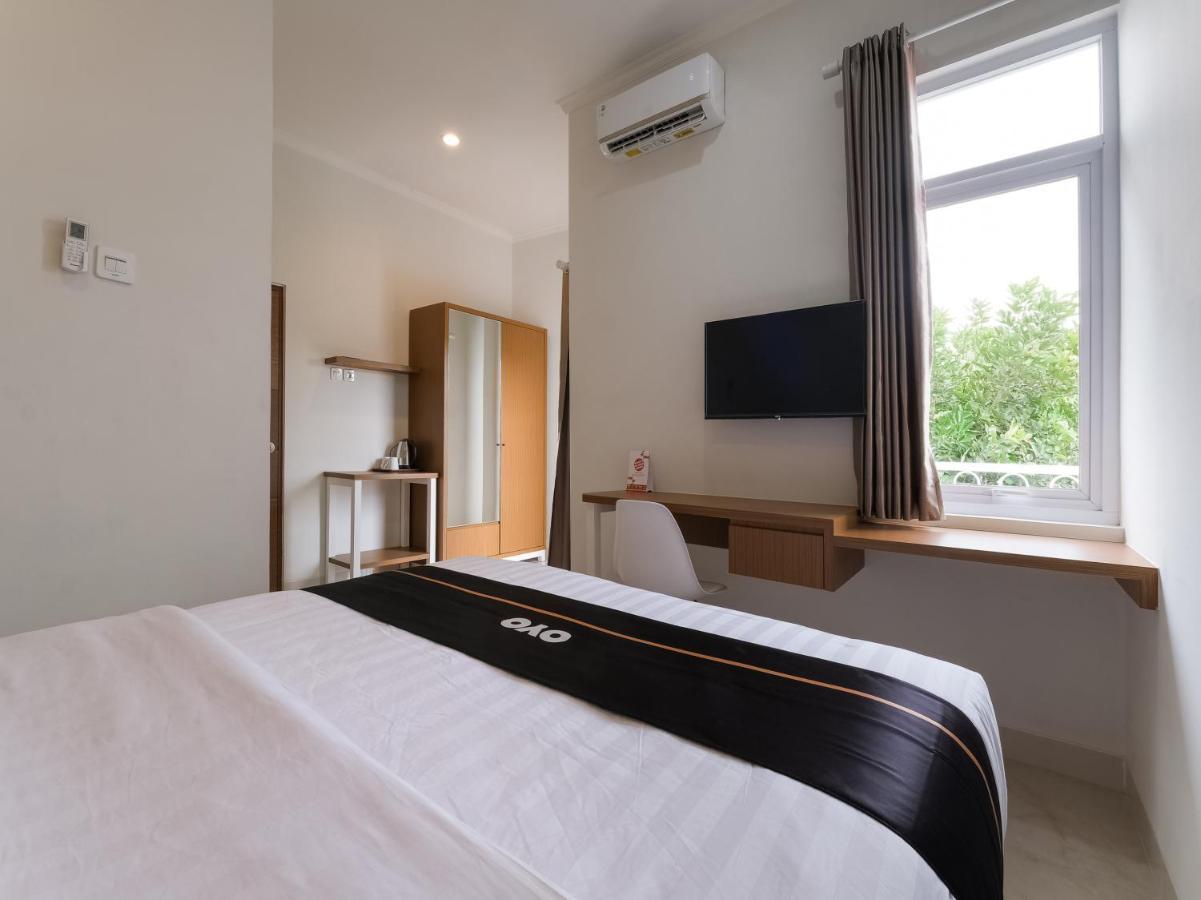 OYO 90023 Damar Kusumo Guest House Maguwo Exterior foto