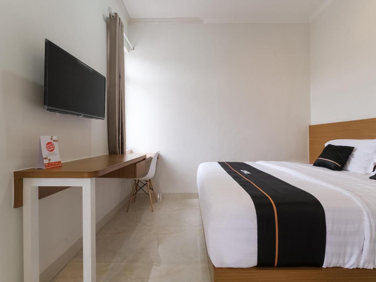 OYO 90023 Damar Kusumo Guest House Maguwo Exterior foto
